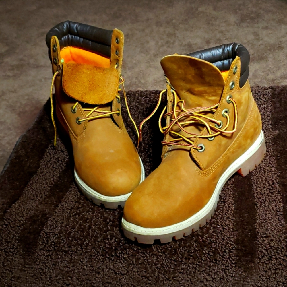Tan work style boot